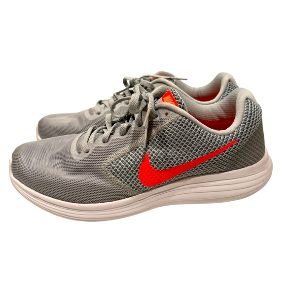 NIKE Women's Revolution 3 Running Tennis Shoe Size 9.5 - Picture 1 of 6
